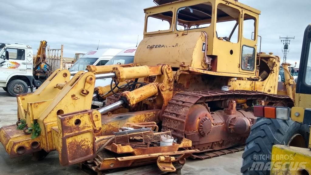 CAT D8K  (POR PIEZAS) Гусеничні бульдозери