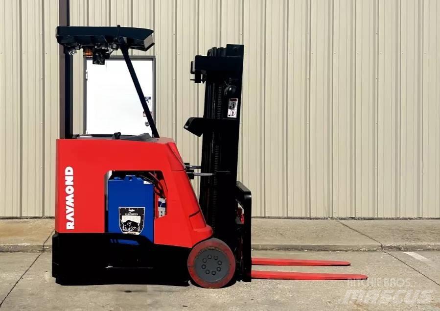Raymond 425C40TT Електронавантажувачі