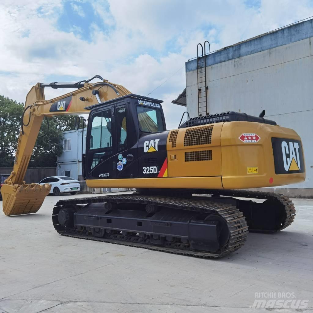 CAT 325D Гусеничні екскаватори