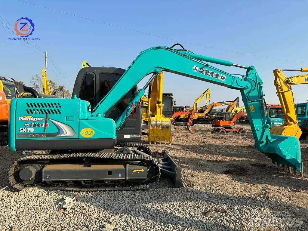 Kobelco SK 75 Гусеничні екскаватори