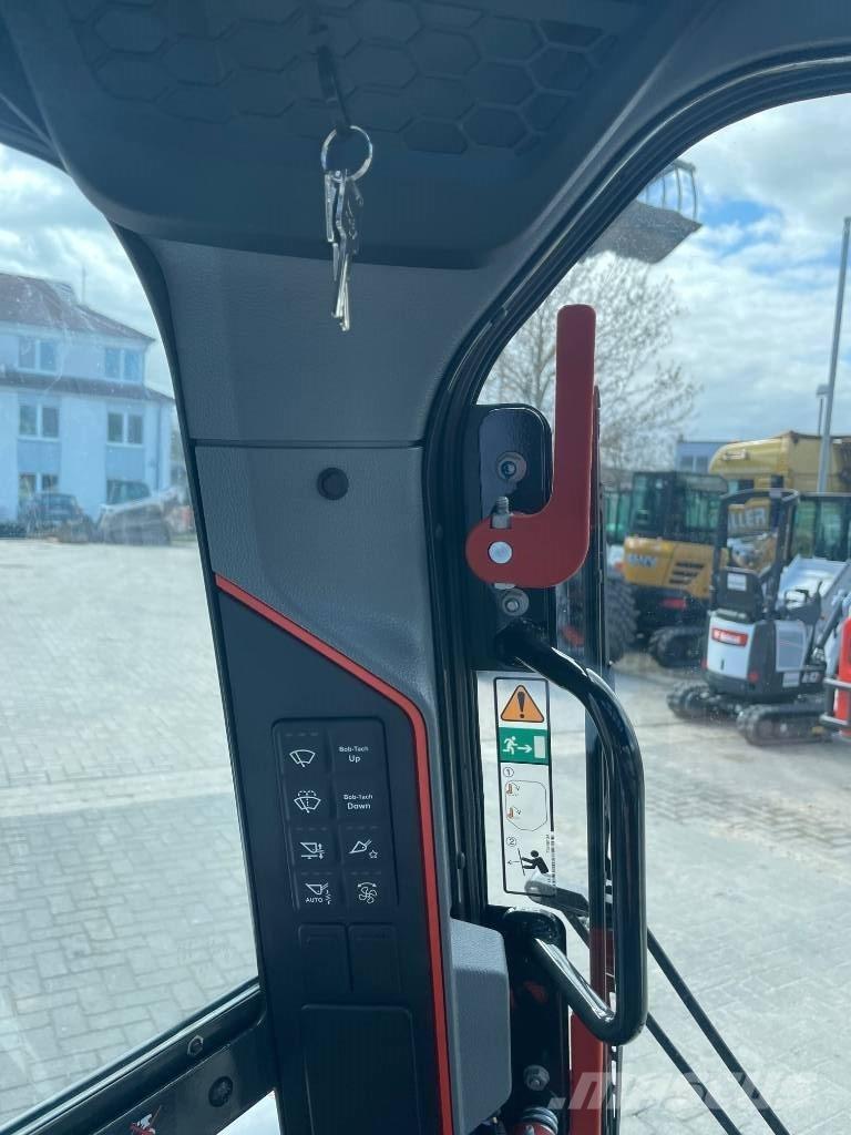 Bobcat T86 Гусеничні вантажники