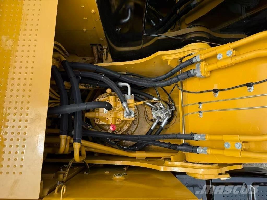 CAT 320 D L Гусеничні екскаватори