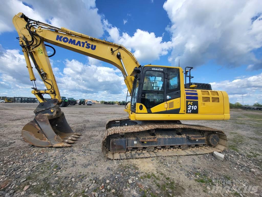 Komatsu PC210-11E0 Гусеничні екскаватори