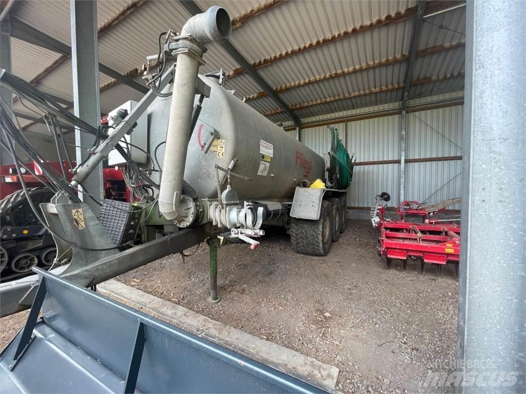 Fliegl PFW 20000 Цистерни для перевезення суспензій