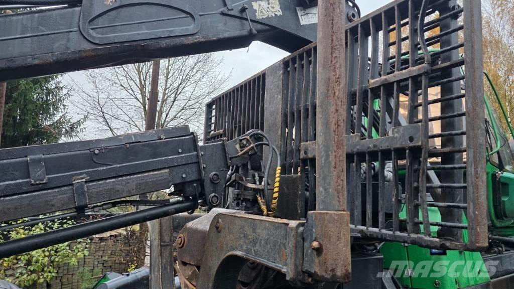 John Deere 1510 E Forwarders