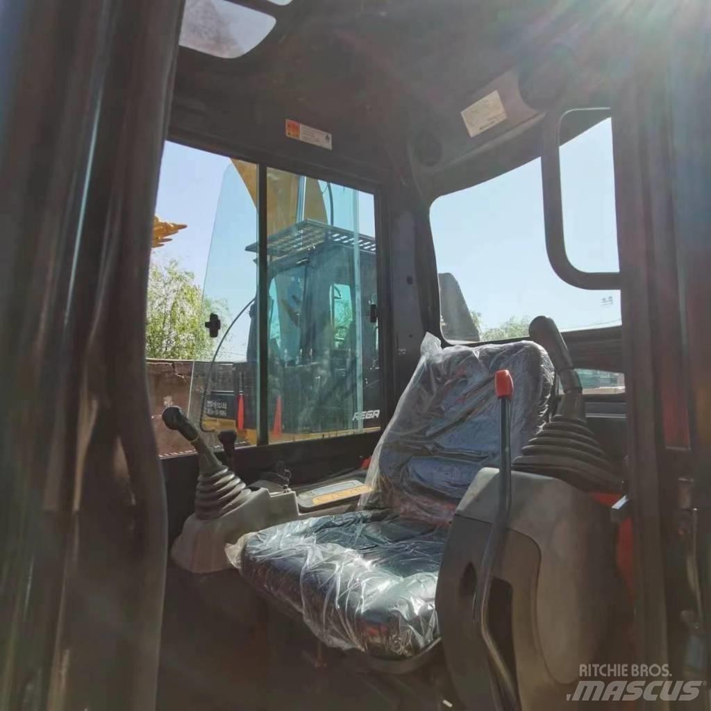 Kubota U35 Міні-екскаватори < 7т
