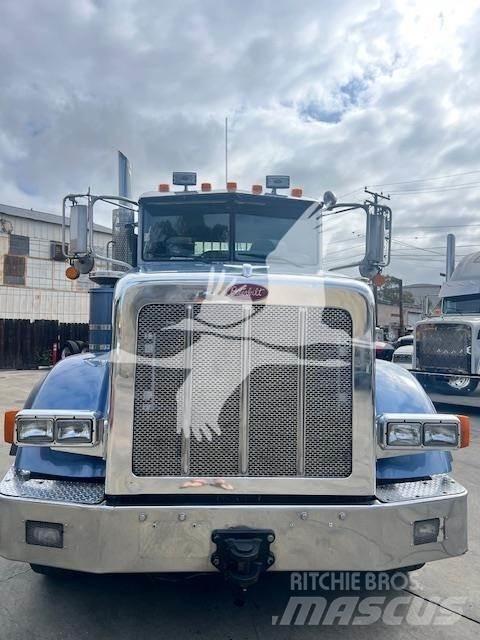 Peterbilt 367 Тягачі