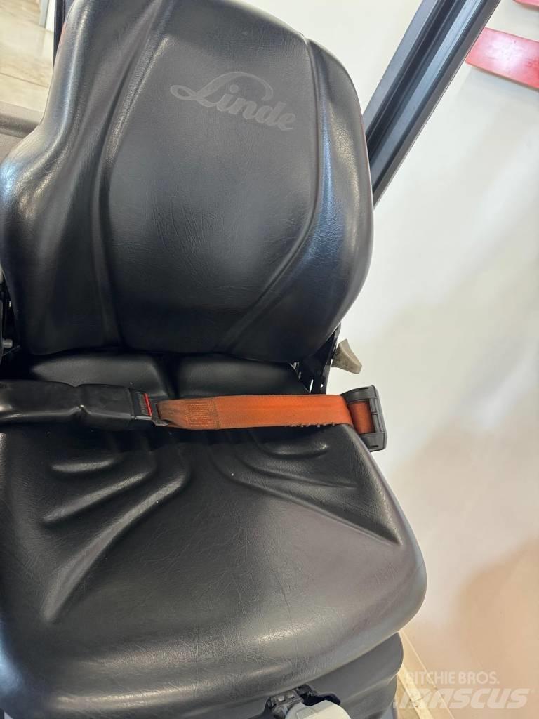 Linde 10876 - H20T-01 Газові навантажувачі
