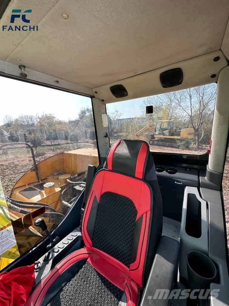Komatsu PC 70-8 Гусеничні екскаватори