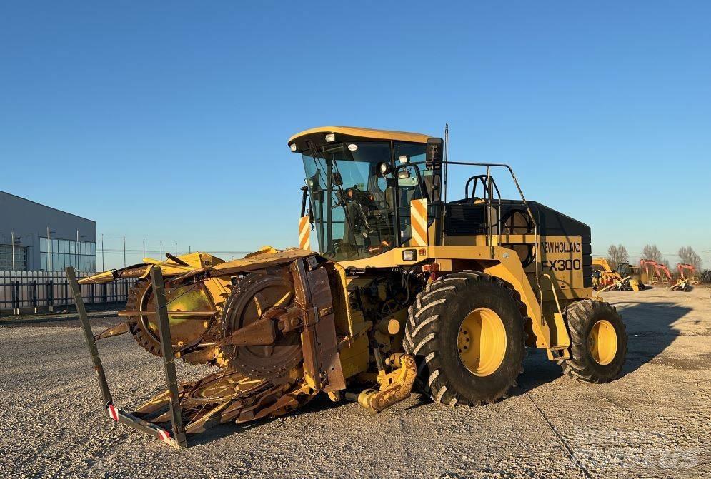 New Holland FX 300 Кормозбиральні комбайни
