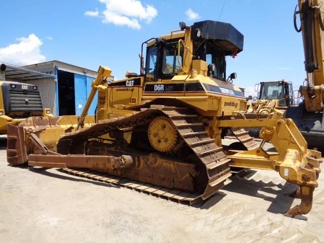 CAT D 6 R II Гусеничні бульдозери