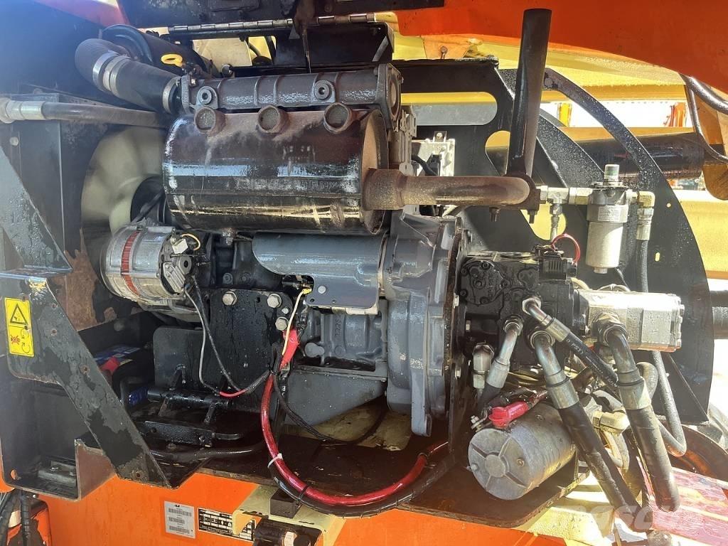 JLG 450 AJ II Колінчаті підйомники