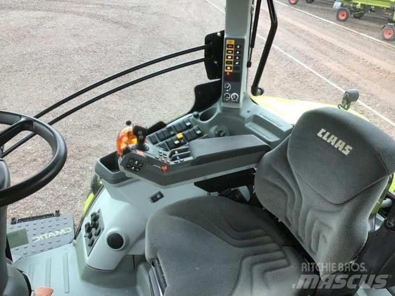 CLAAS AXION 810 Трактори