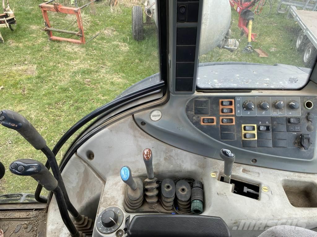 Valtra N92 HITECH Трактори