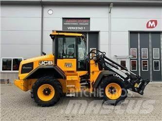 JCB 411 HT Фронтальні навантажувачі