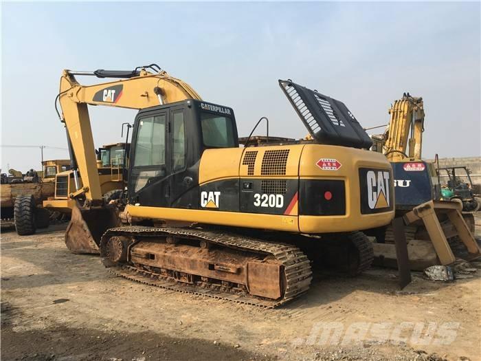 CAT 320 D Гусеничні екскаватори