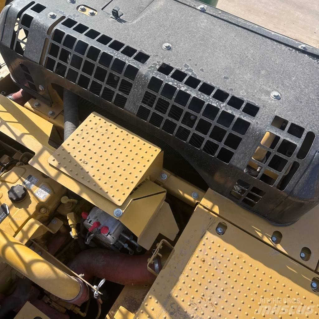 CAT 336 D Гусеничні екскаватори