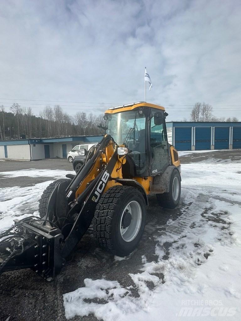 JCB 406 Фронтальні навантажувачі