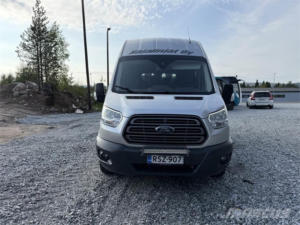 Ford Transit Мікроавтобуси