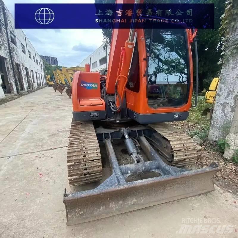 Doosan DX 75-9 C Міні-екскаватори < 7т