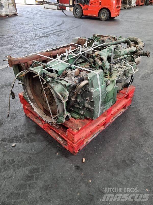 Volvo DH12D Двигуни