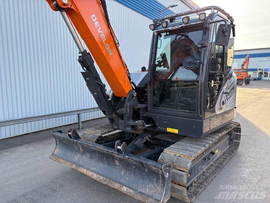 Develon DX 85 R-7 Середні екскаватори 7т. - 12т.