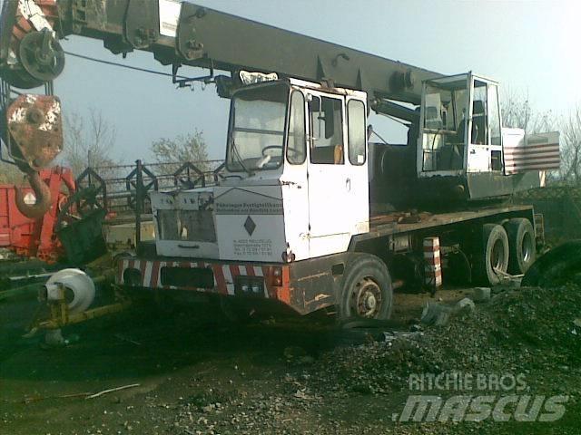 PPM Renault автокрани всюдиходи