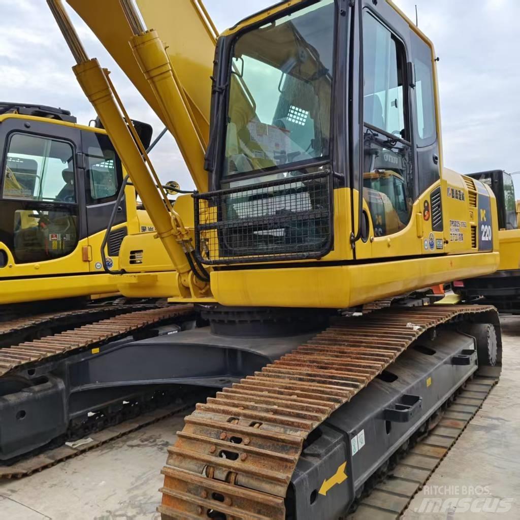 Komatsu PC 220-8 Гусеничні екскаватори