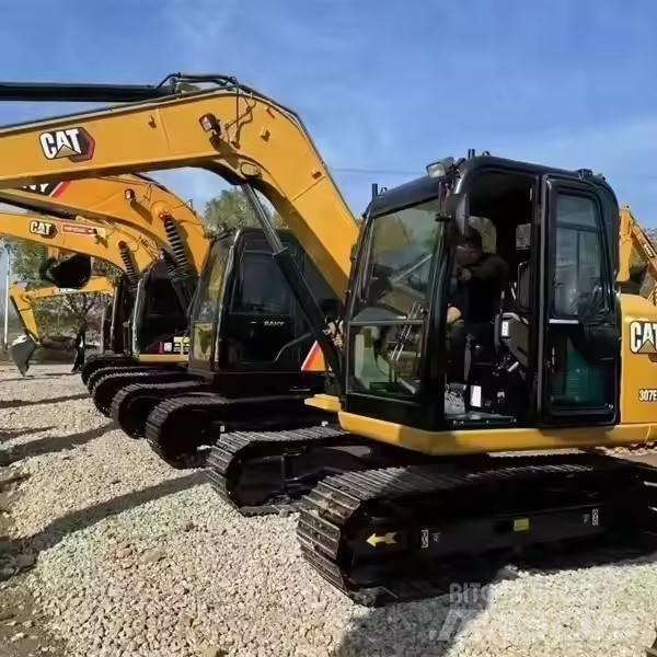 CAT CAT 307 Гусеничні екскаватори