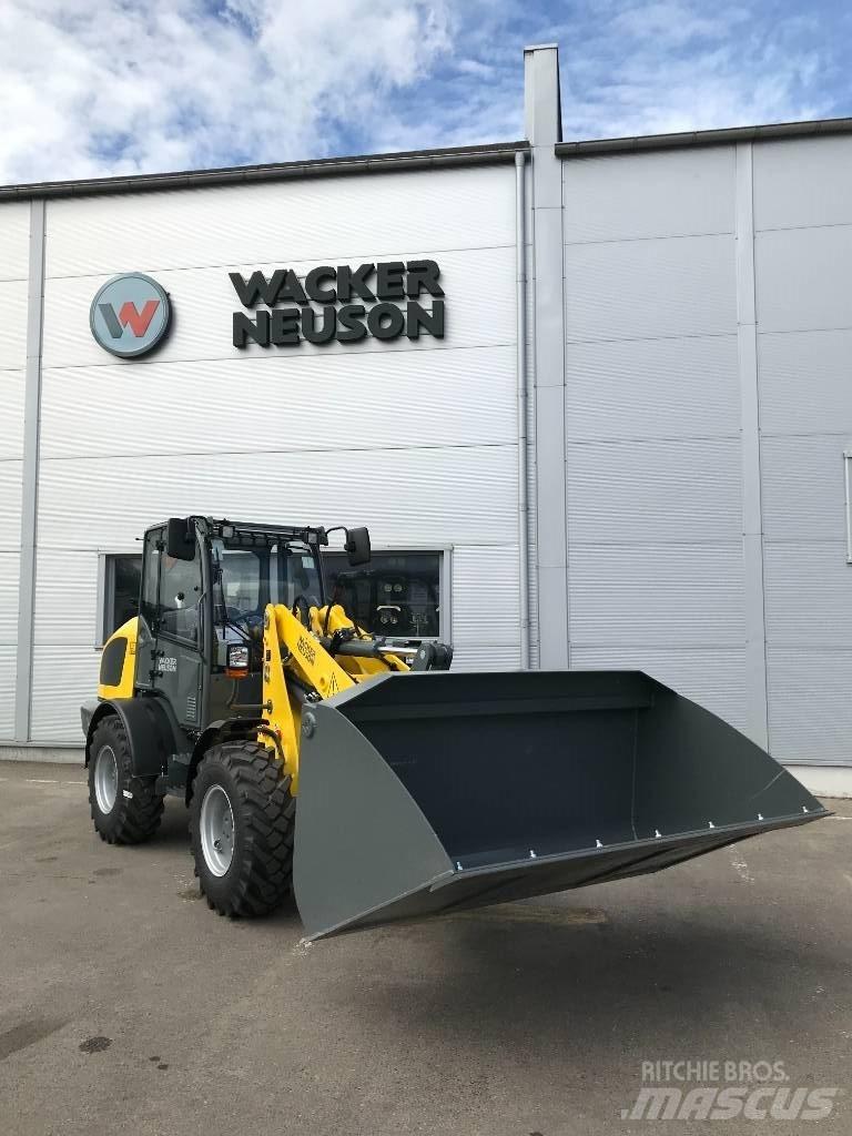 Wacker Neuson WL54 Навантажувачі зі змінним робочим обладнанням