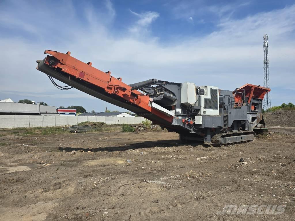 Sandvik QJ 341 Мобільні дробарки