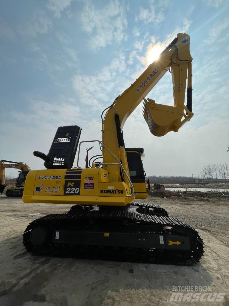 Komatsu PC220-8 Гусеничні екскаватори