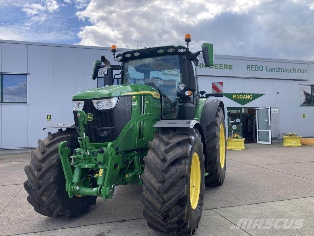John Deere 6R250 Трактори