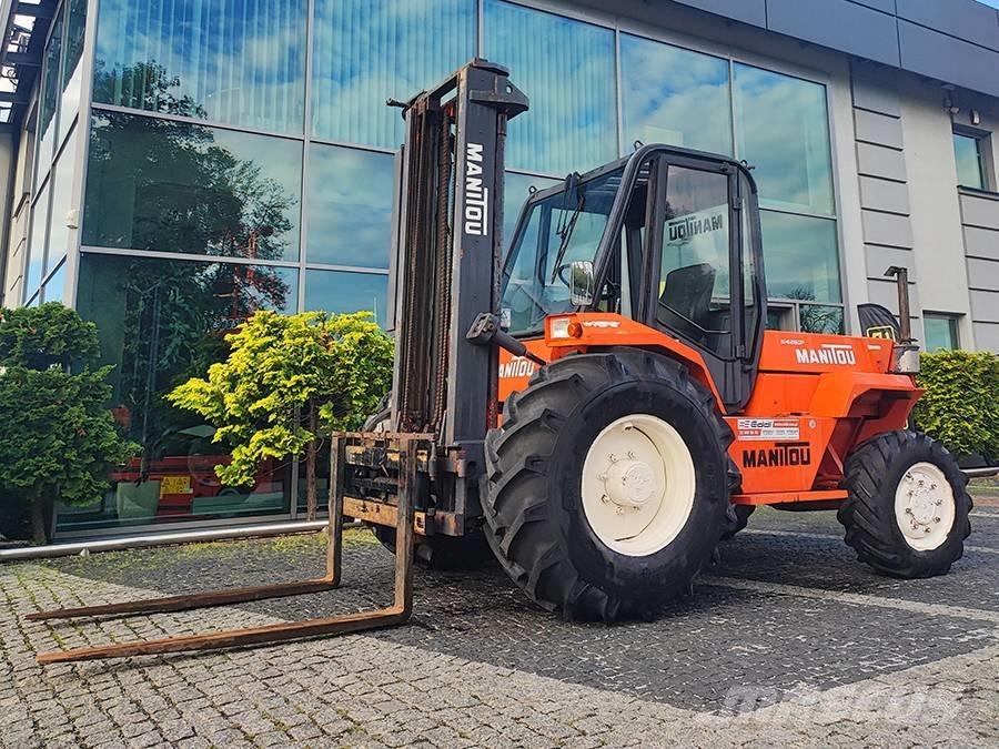Manitou M 426 CP Навантажувачі підвищеної прохідності