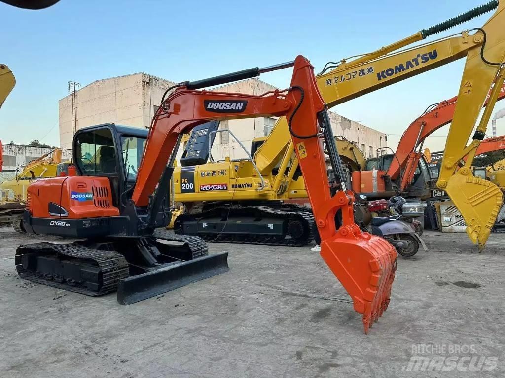 Doosan DX60-9C Міні-екскаватори < 7т
