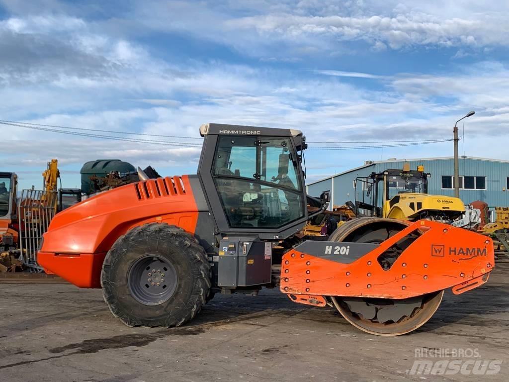 Hamm H20 i Грунтові котки