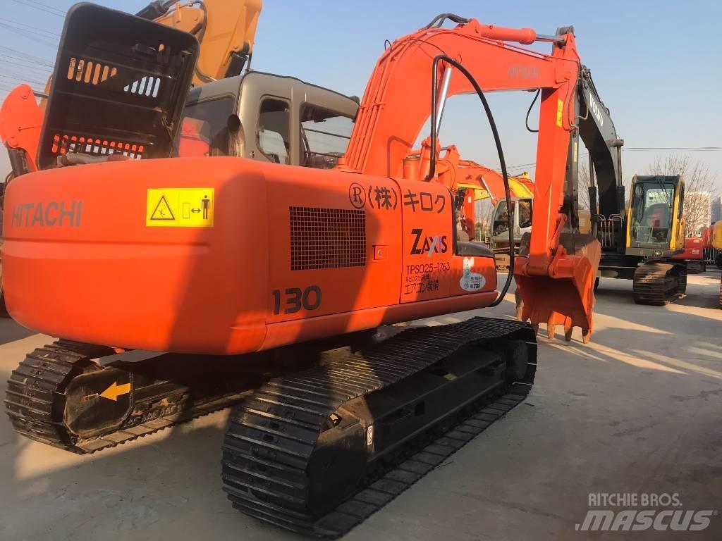 Hitachi ZX 130 Гусеничні екскаватори