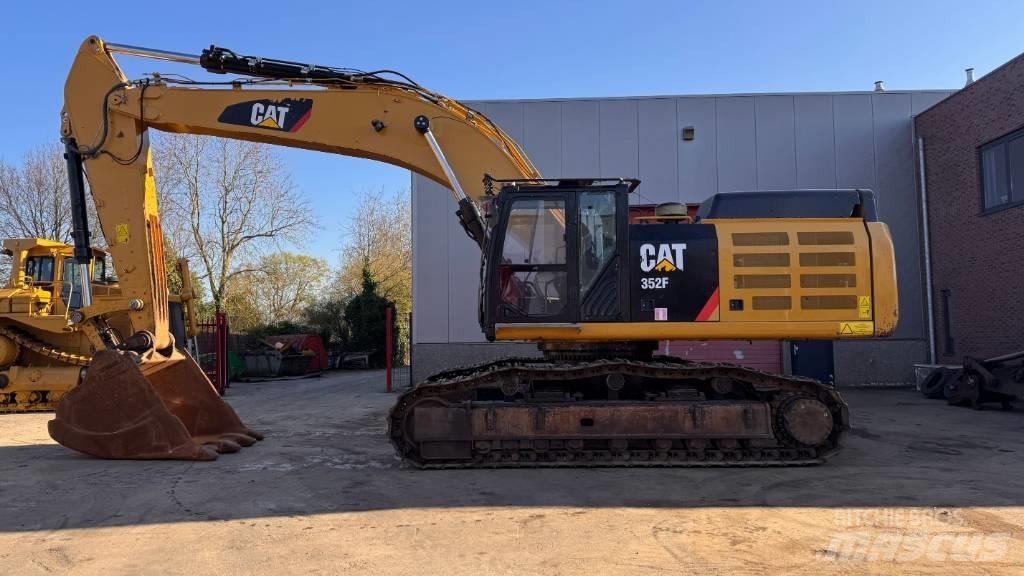 CAT 352 F Гусеничні екскаватори