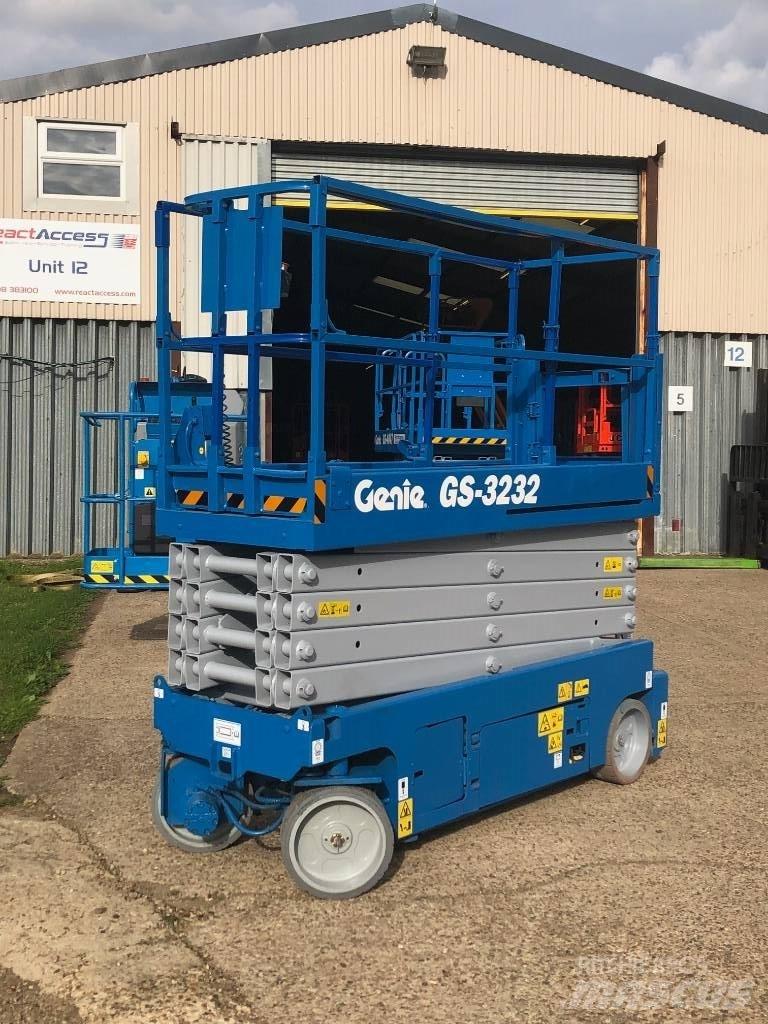 Genie GS 3232 Підйомники-ножиці