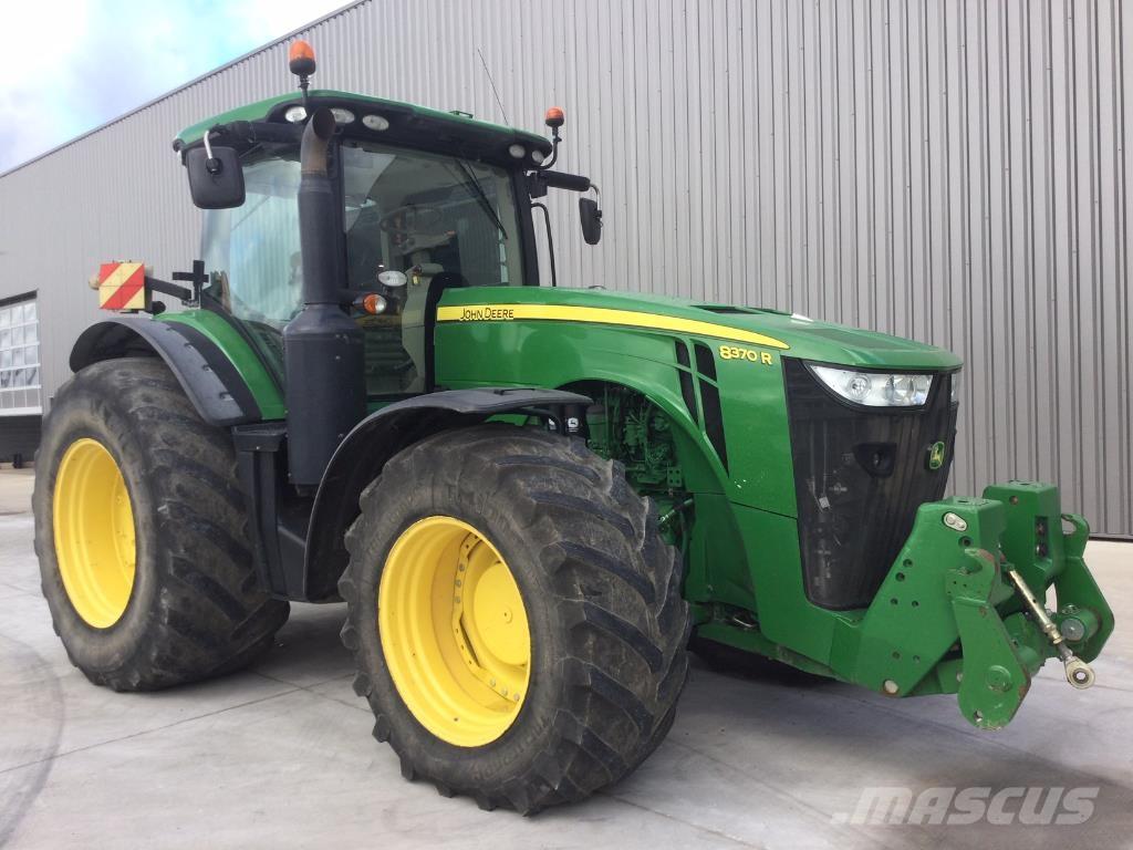 John Deere 8370R Трактори