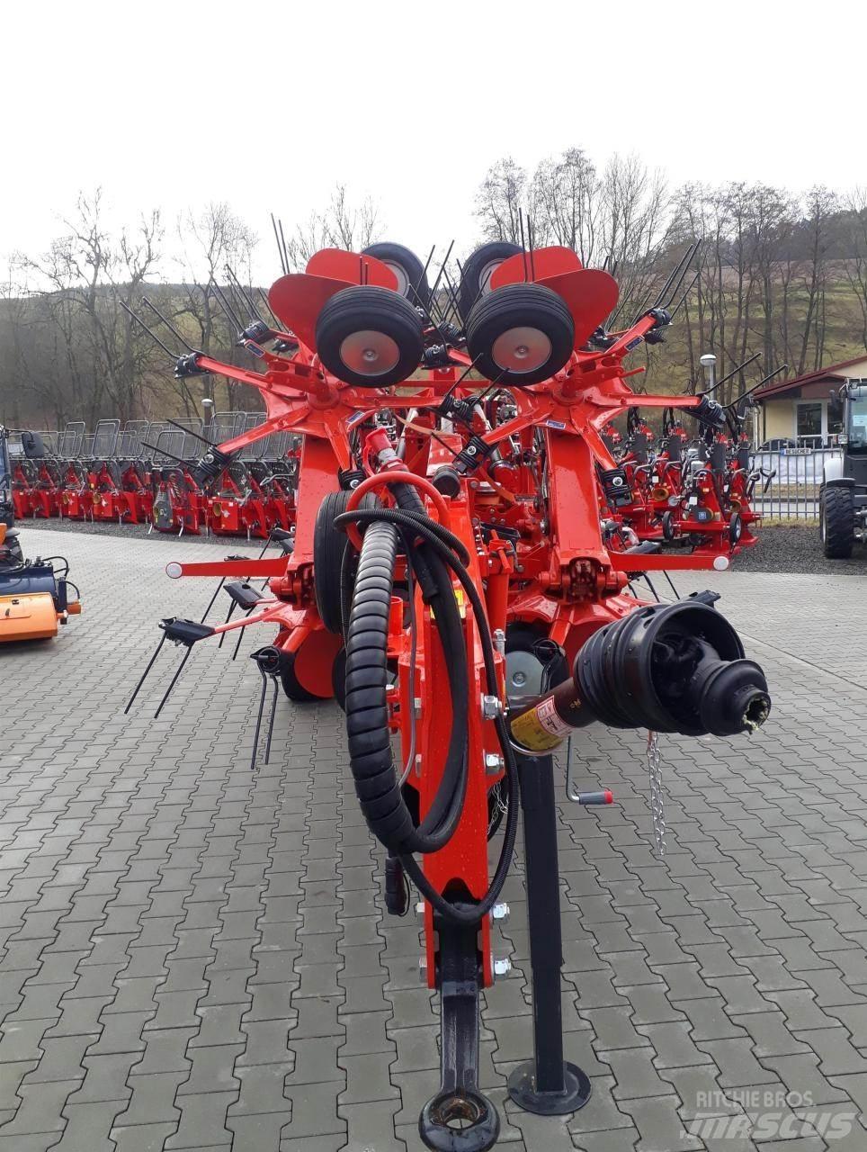 Kuhn GF 17003 T Граблі і сінозворушувачі