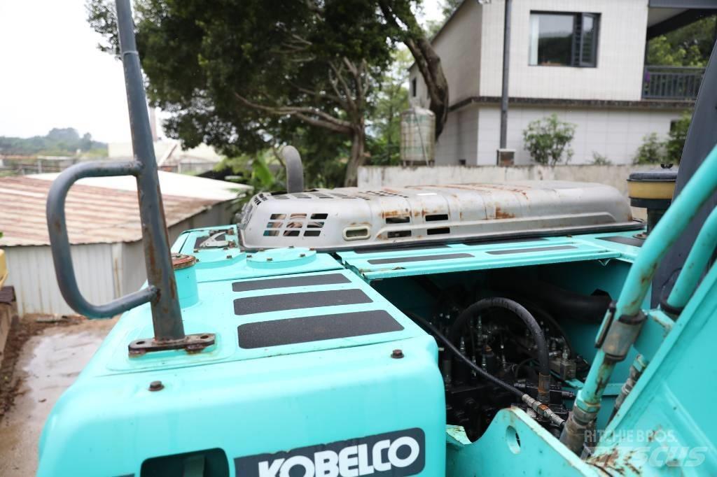 Kobelco SK 200-8 Гусеничні екскаватори