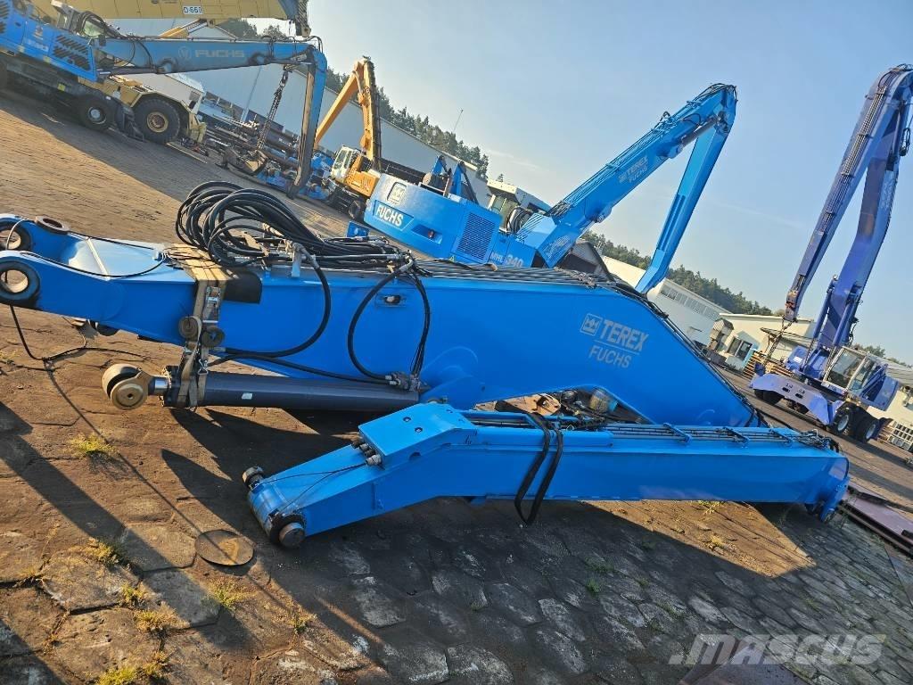 Fuchs MHL 380 Шасі