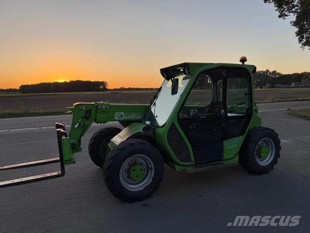Merlo P25.6 Телескопічні навантажувачі