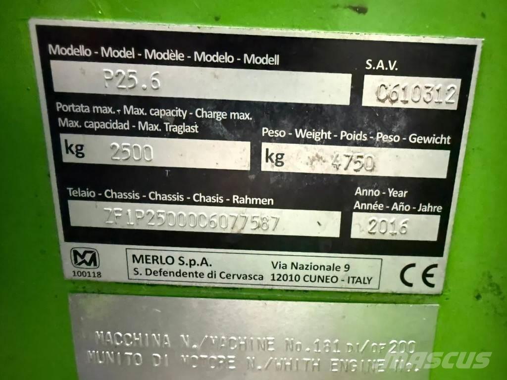 Merlo P25.6 Телескопічні навантажувачі