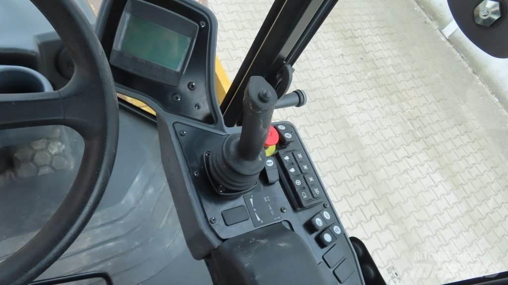 CAT CS13 Грунтові котки