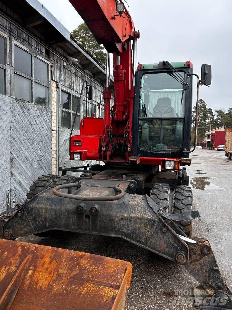 JCB JS 130 W Колісні екскаватори