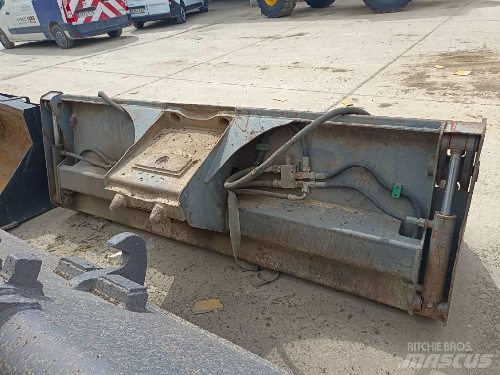 Mecalac 4x1 Ковші