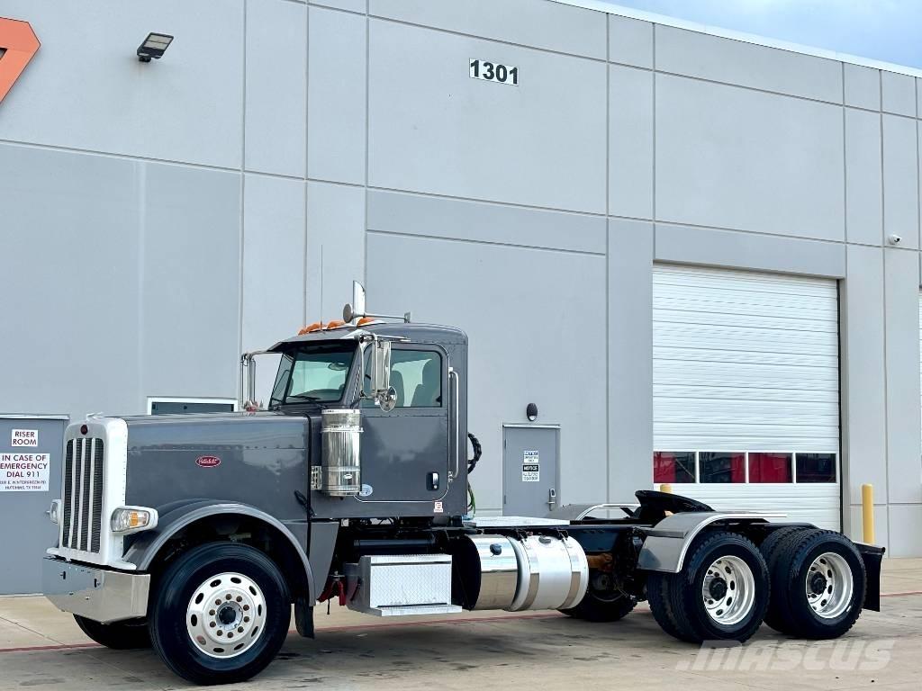 Peterbilt 389 Тягачі