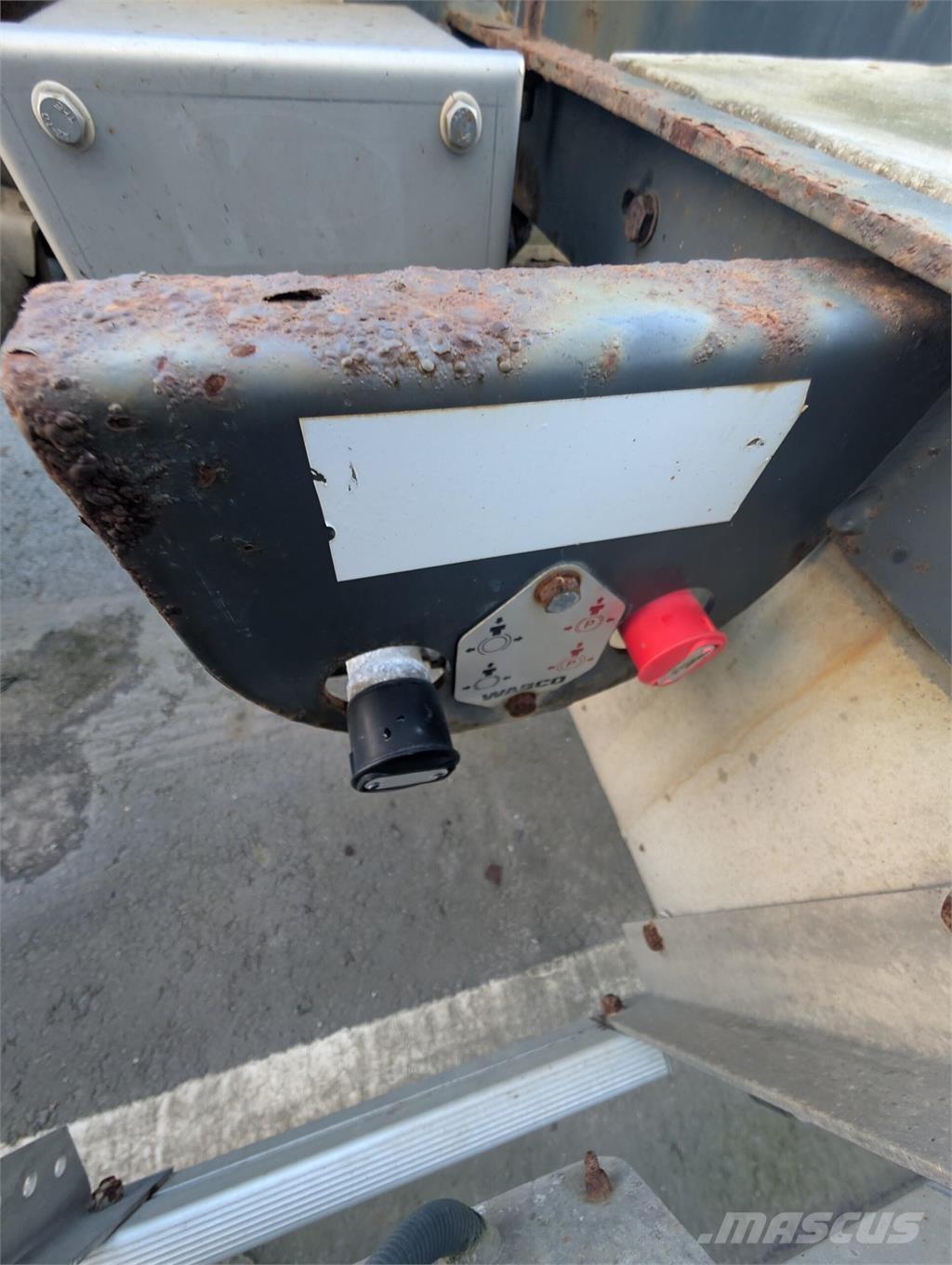 Jyki V31-W0 Контейнеровози